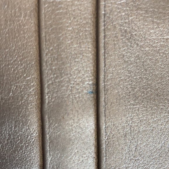 Authentic Gucci wallet - Picture 10 of 16